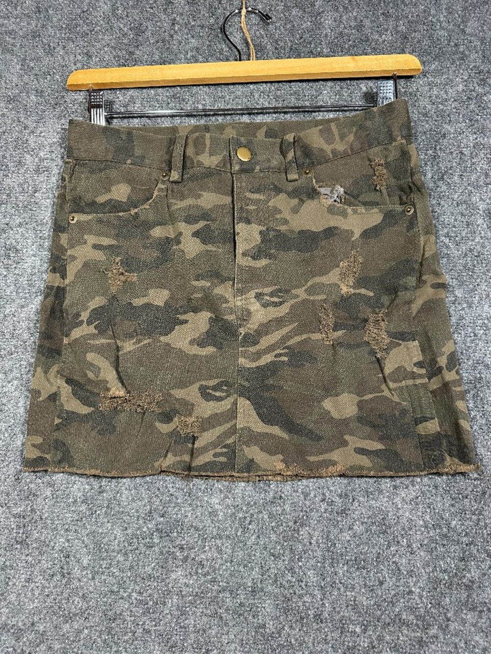 Olivaceous Skirt Womens Medium Pencil Camouflage Cotton Denim Button Fly NEW